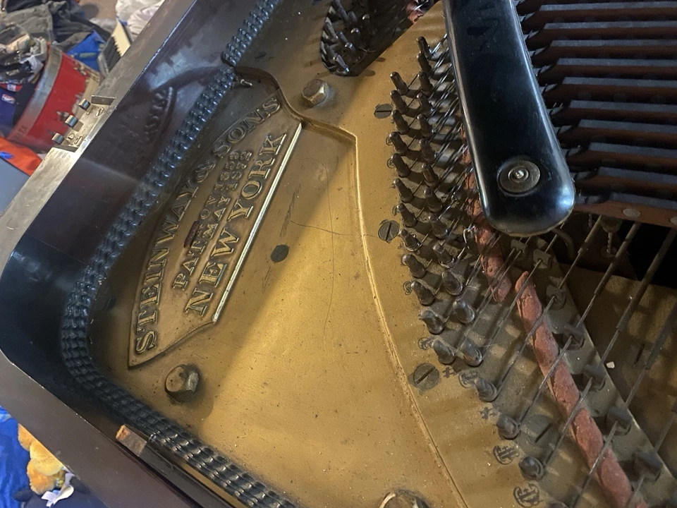 Piano de cola Steinway and Son’s Square 1875. Hecho en Nueva York. Foto 3 de 4