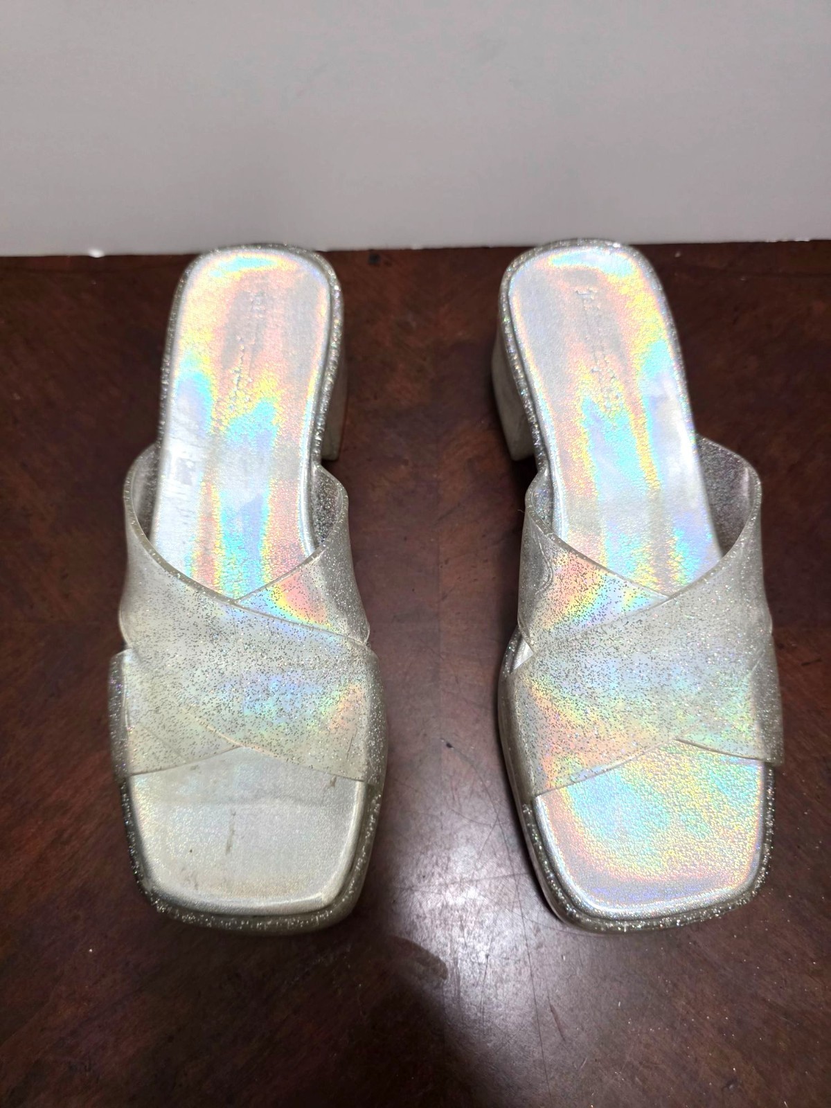 Jeffrey Campbell Women's Silver Glitter Slip-On Block Heel Sandals Cross-Strap S