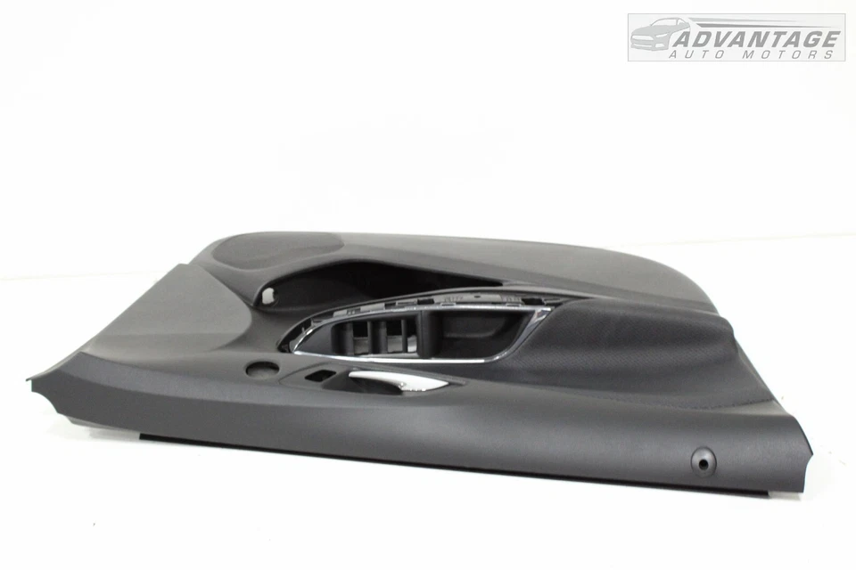 Chevrolet Cruze 2017-2018 panel de puerta interior delantero izquierdo negro azabache OEM Foto 3 de 4