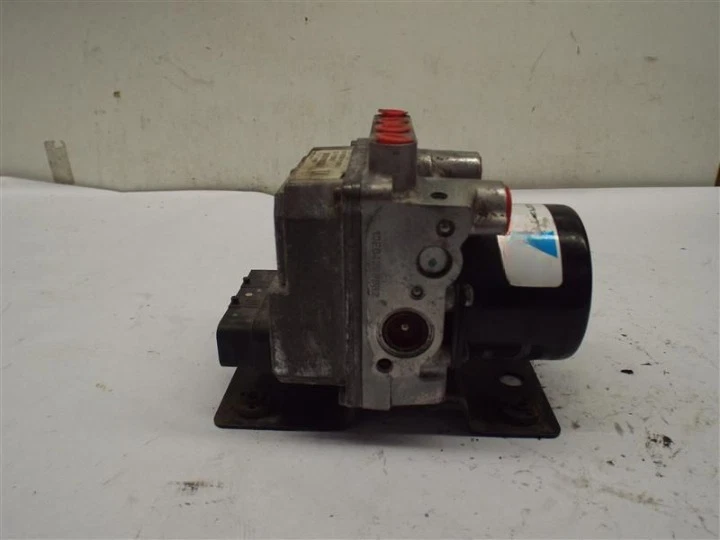 Conjunto de bomba de freno antibloqueo Buick Century 2001-2004 OEM Foto 3 de 4