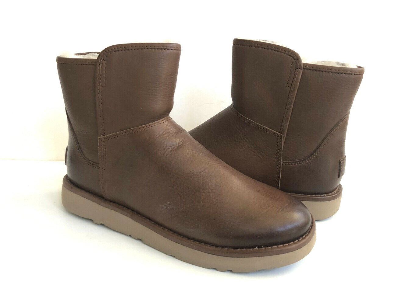 ugg classic mini 37