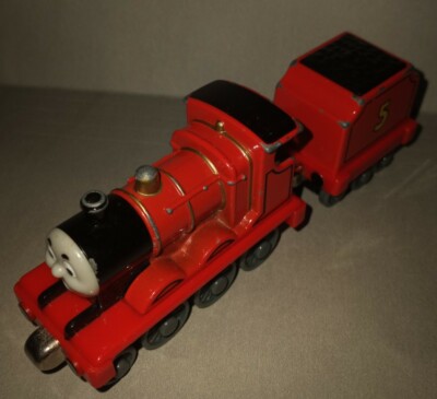 2012 Take Along Thomas And Friends James Diecast Metal Train With Tender