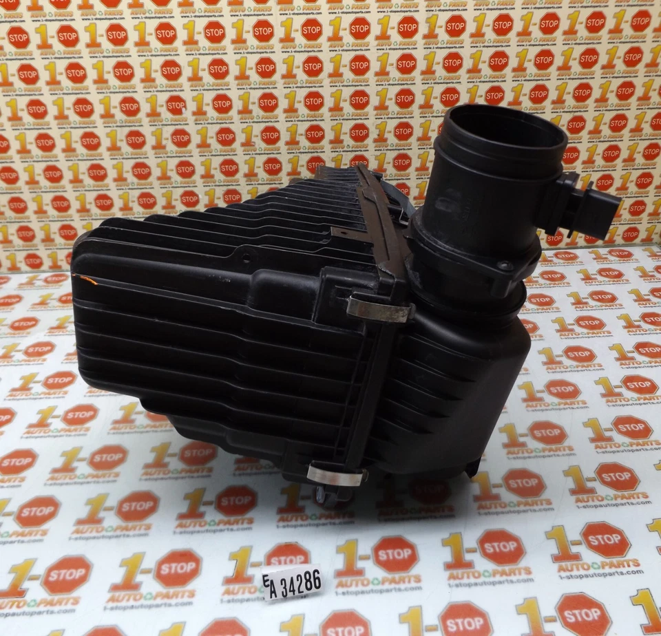 2007-2010 AUDI Q7 AIR CLEANER BOX ASSEMBLY 7L6-129-607-AS OEM - Image 4 of 4