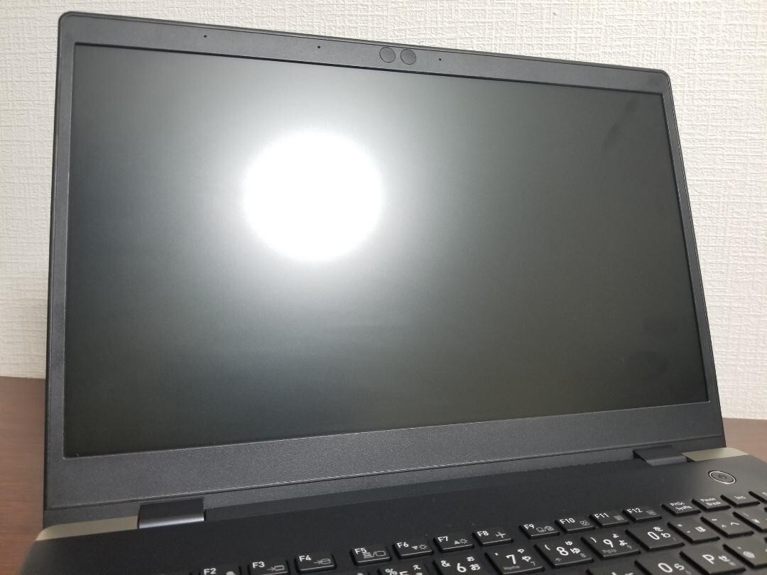 Toshiba dynabook G83M Intel Core i5-8250U 1.6GHz SSD 256GB Toshiba dynabook G83M Intel Core i5-8250U 1.6GHz SSD 256GB
