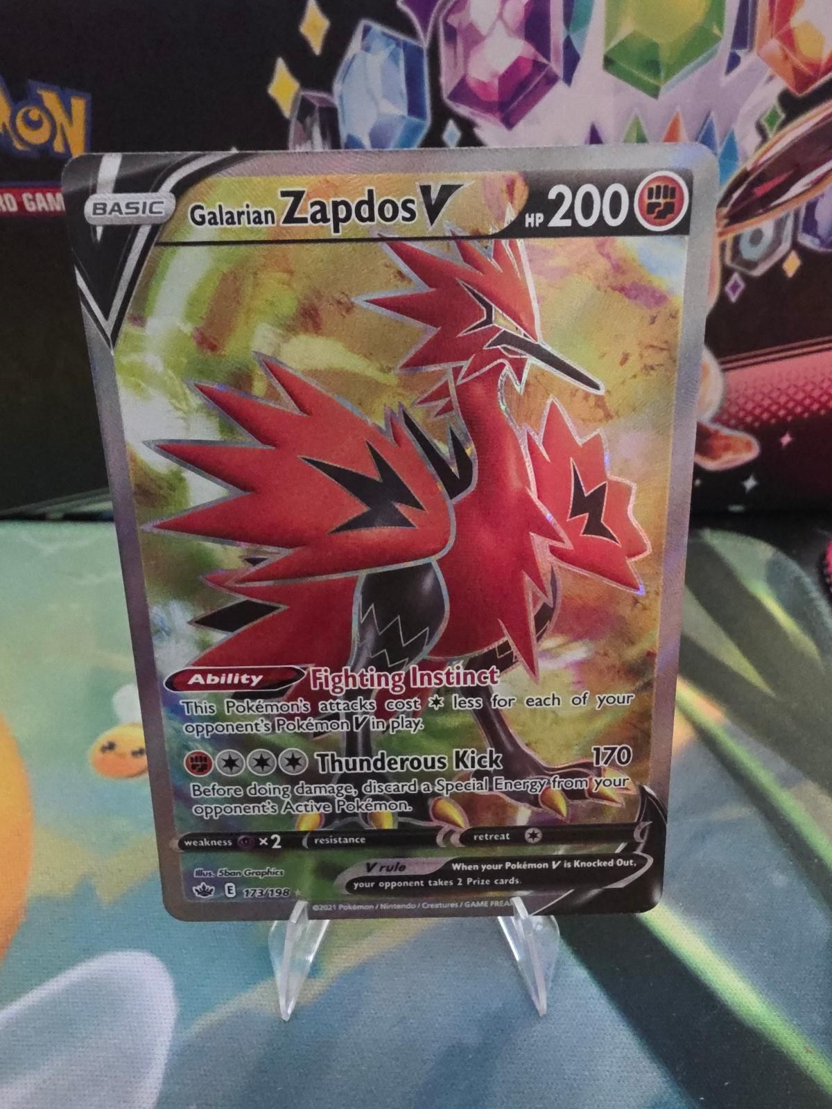 Galarian Zapdos V - 173/198 - Ultra Rare - Chilling Reign - NM/M - CRE