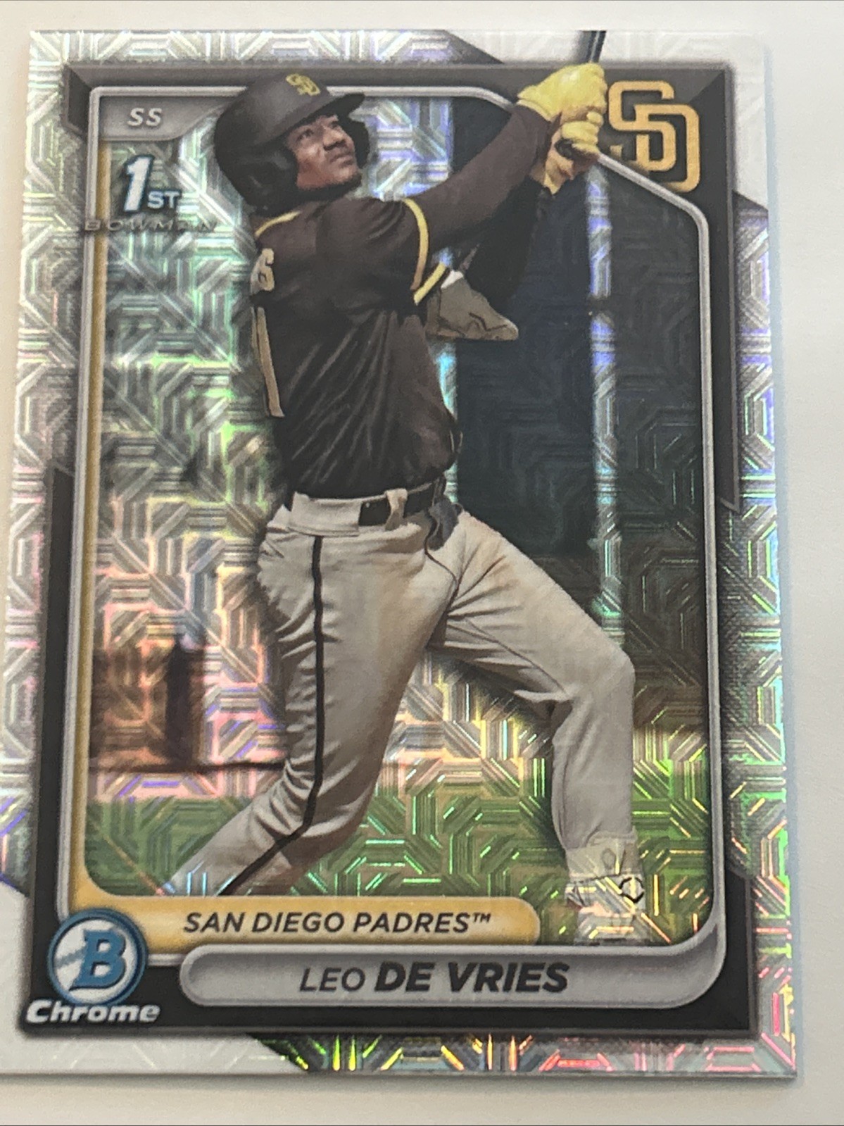 2024 Bowman Chrome 1st Bowman Mojo Refractor Leo De Vries #BCP-179 San Diego