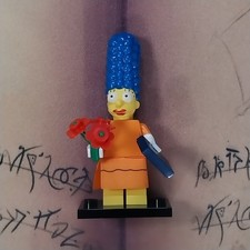 LEGO The Simpsons Minifigures Series 2, Date Night Marge Simpson 71009 