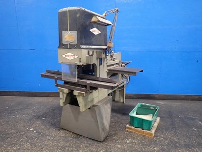CENTER ENGINEERING METAL MUNCHER MM61C