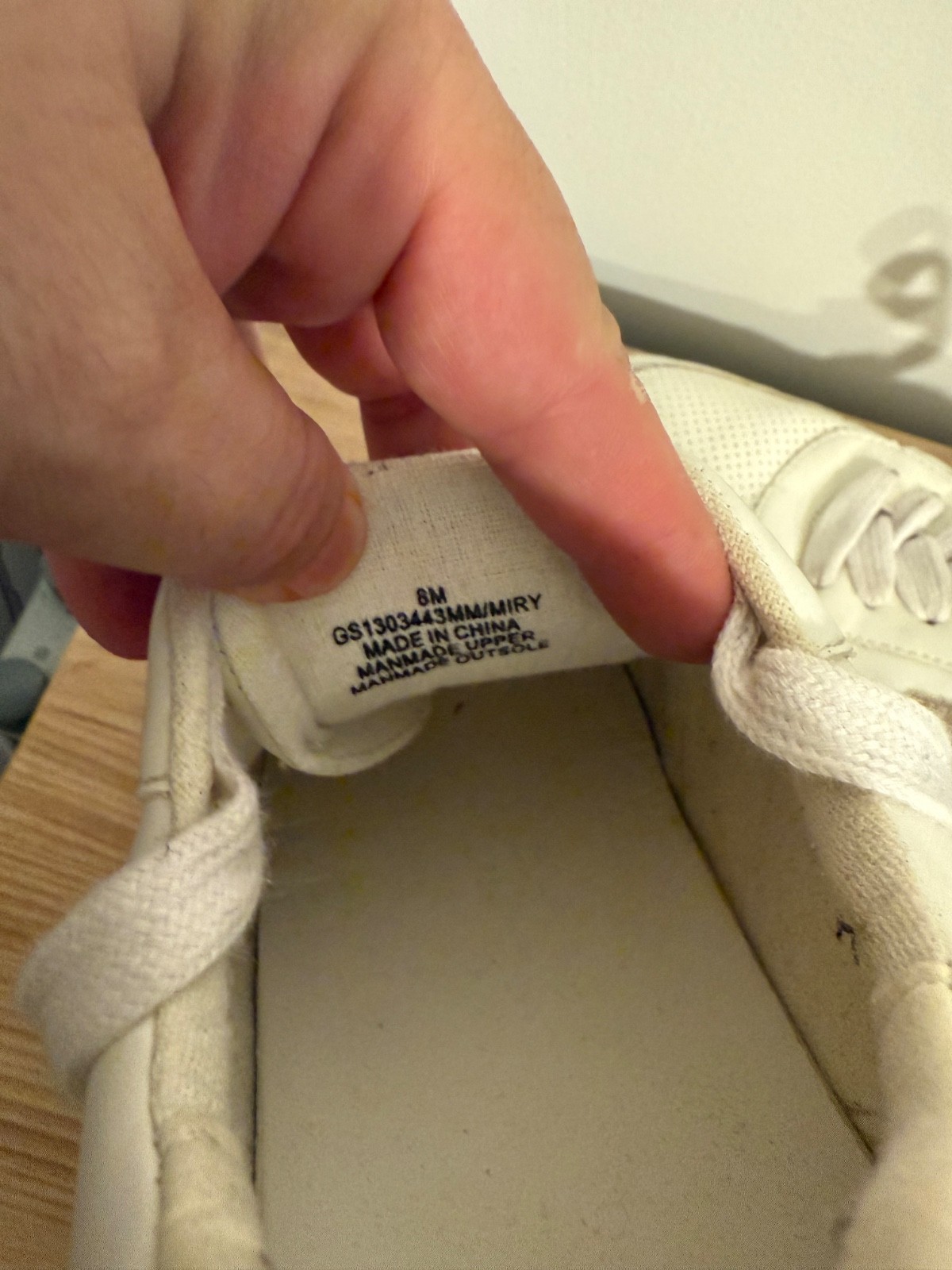 SAOLA Sneakers MIA Krew Court donna taglia 8 bianco cemento stile comfort punta traforata