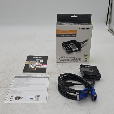 IOGEAR GCS4UW6 2-Port USB Cable VGA KVM Switch 