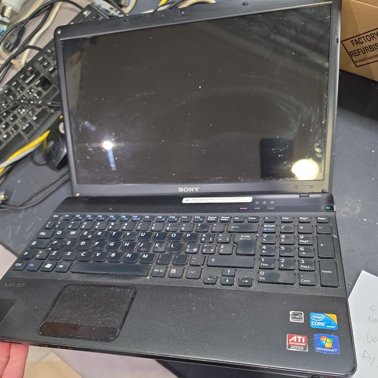 Notebook Sony VAIO PCG-71211M 15.5” - I3 M370 4GB Ram - Funzionante - No HDD