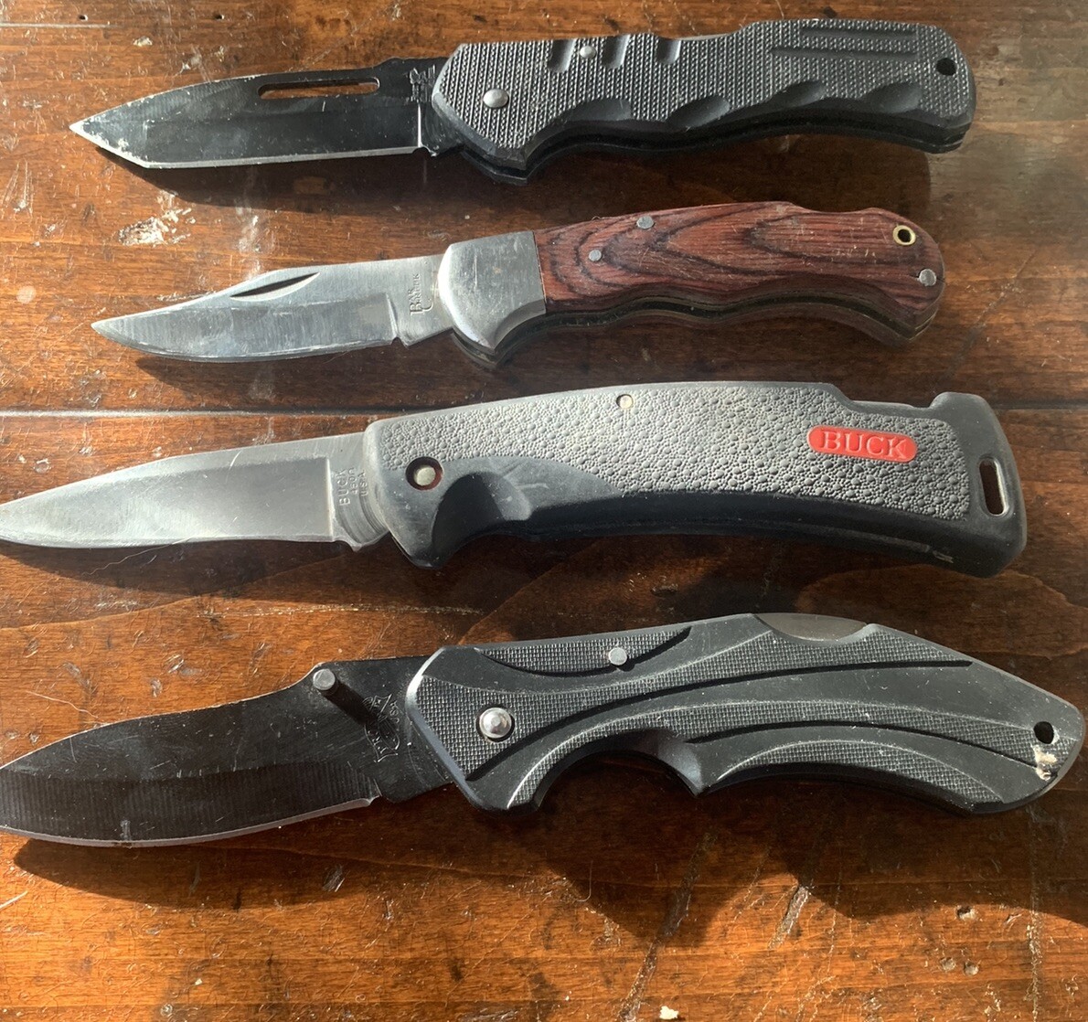 Lot of Four (4) Folding Pocket Knives TSA Confiscated Buck, Frost