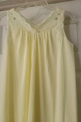 Vintage Shadowline Yellow Sleeveless Nylon Nightgown Sz Small USA