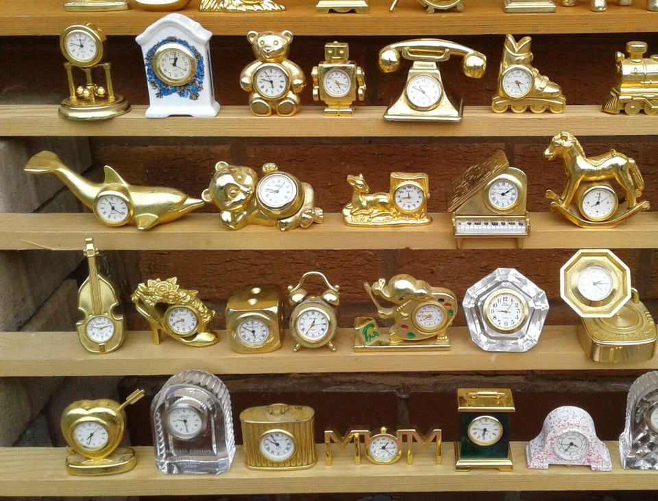 NOVELTY MINIATURE CLOCKS SELECTION. eBay
