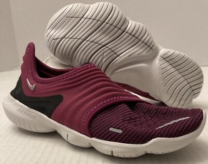 nike free run burgundy