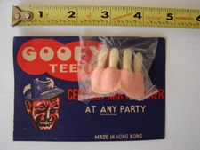 NOS 1950'S Vintage Goofy Teeth Novelty Toy Dime Store Mail Order VAMPIRE