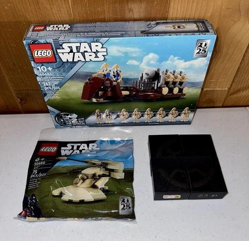 LEGO Star Wars May The 4th 2024 Promo Troop Carrier 40686, AAT 30680, Yavin Coin