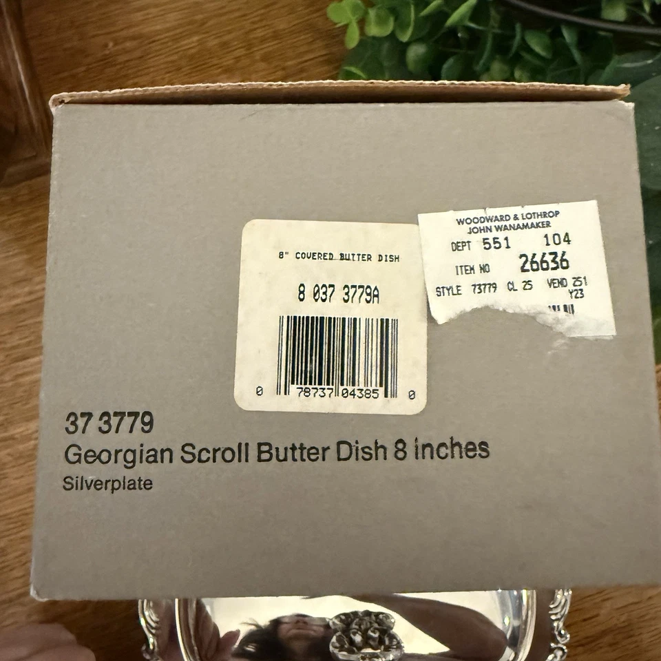 "Plato de mantequilla cubierto de plata Oneida Georgian Scroll 8"" con caja de inserción de vidrio" Foto 2 de 4