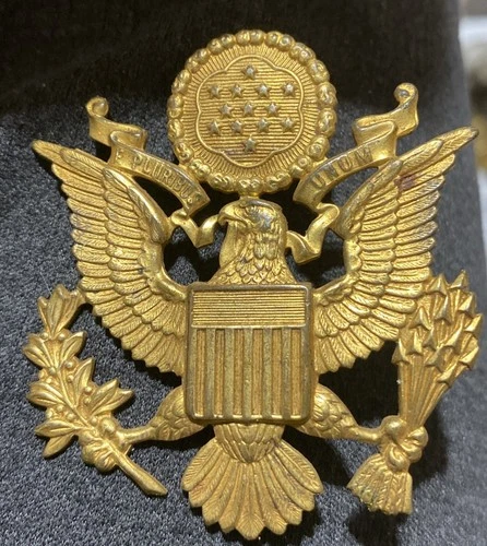 WW2 US Army Officer Cap Eagle Badge Insignia Military Medal Hat Pin Emblem Screw