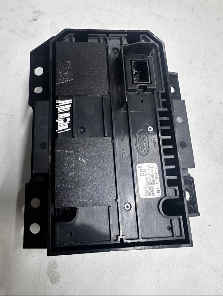 LANDROVER DEFENDER HEATER CONTROL PANEL L8B213D734ED - Image 3 of 4