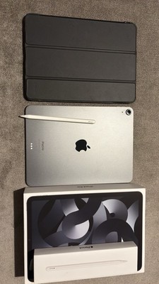 Apple  A2588 iPad Air 5 M1 64GB Space Gray 10.9''Mit Apple Pencil 2.Gen Und Hülle