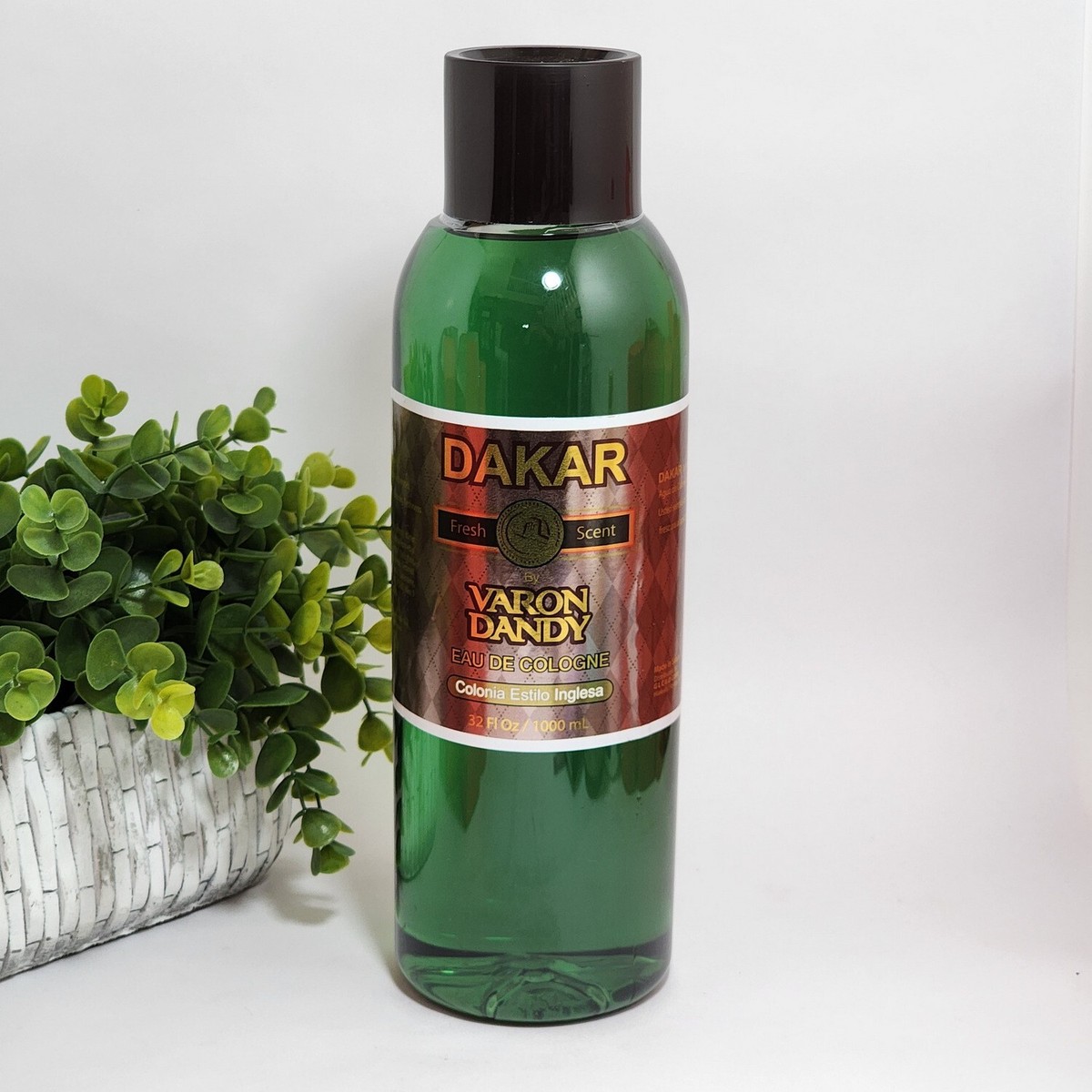 Dakar Fresh Scent English Style Cologne by Varon Dandy 32 fl oz