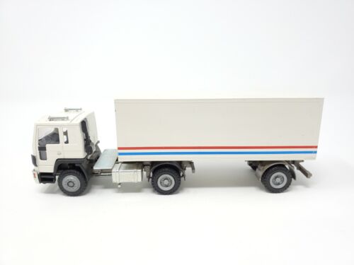 Conrad 1/50 VOLVO-FL6 Feuerweher-LKW | www.monevenemenciel.eu