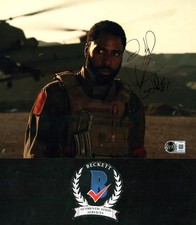 John David Washington Signed Autographed Tenet 8x10 Photo Beckett BAS COA