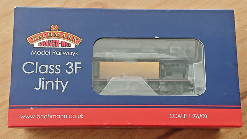 Bachmann 32-225K Class 3F Jinty 47445 William Pepper & Sons Ltd Collector Club | Condition: New