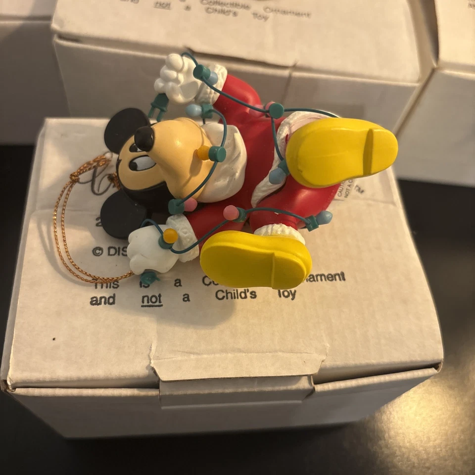 Adorno vintage Grolier Disney colección mágica de Navidad con caja (8) Foto 2 de 4