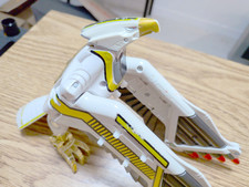 Vintage 1995 Bandai Mighty Morphin Power Ranger White Ranger's Deluxe Falconzord