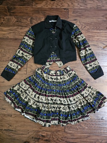 VINTAGE ADOBE ROSE WOMEN'S Multi Color DESIGN WESTERN 2 peice