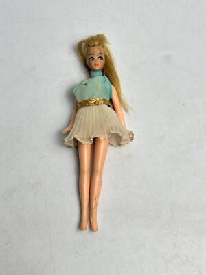 Vintage 1970 Dawn Doll In First Issue Pleated Mini Dress By Topper Toys