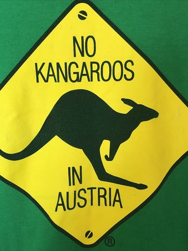 Australia Tourist T-Shirt Funny Green No Kangaroos In Austria Sz XL - Picture 5 of 6