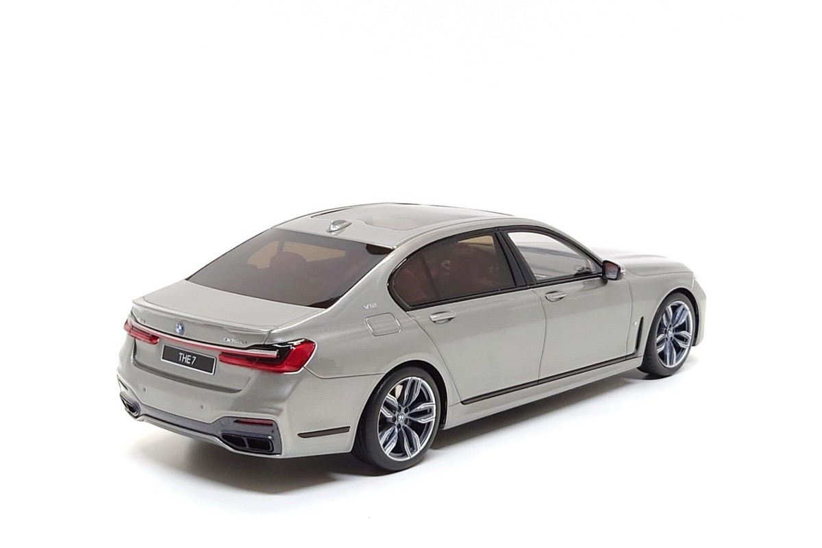GT Spirit BMW 1シリーズ ミニカー 1/18 GT Spirit BMW 1シリーズ ミニカー 1/18 - メルカリ