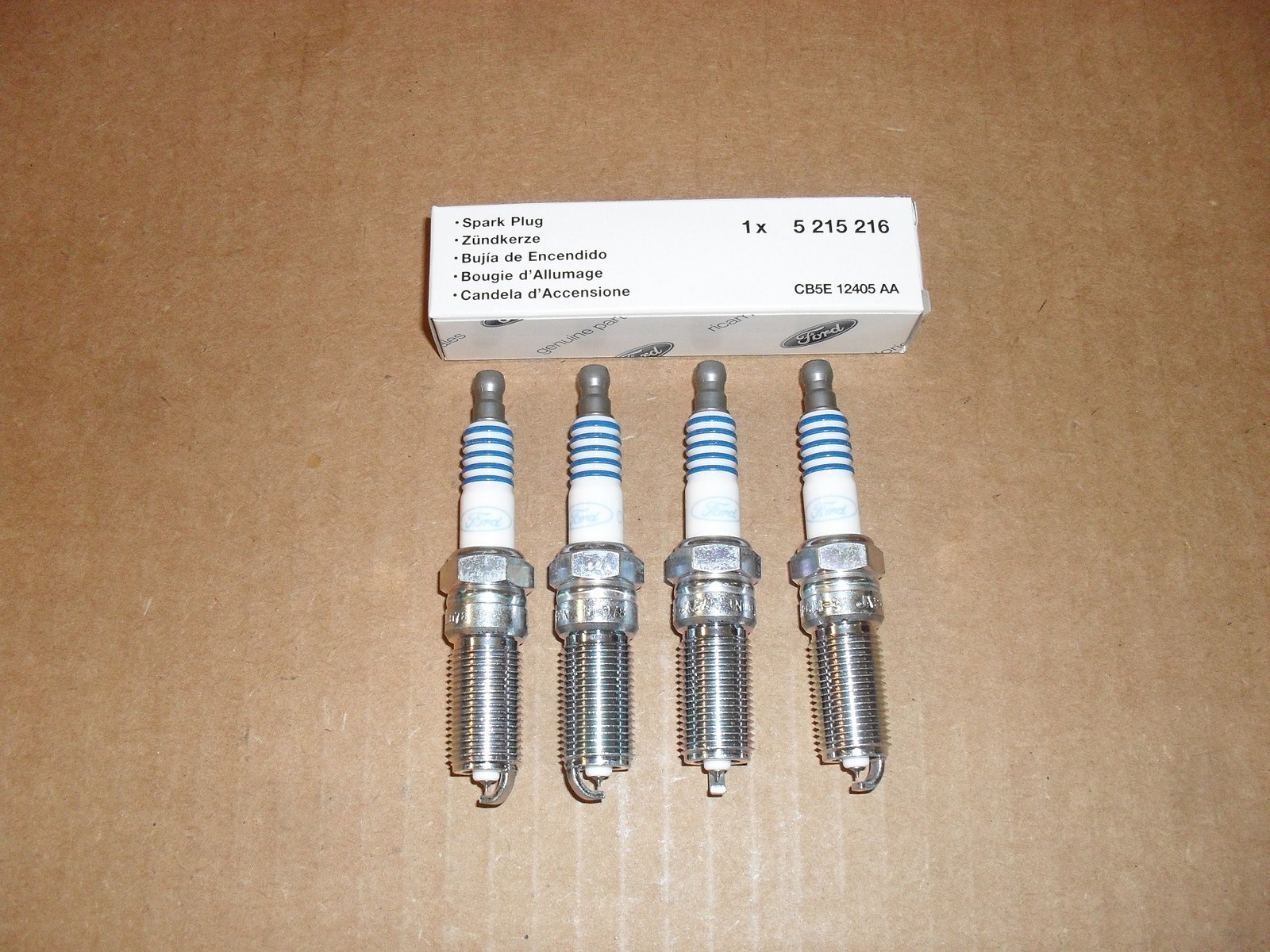 5215216 ford свеча
