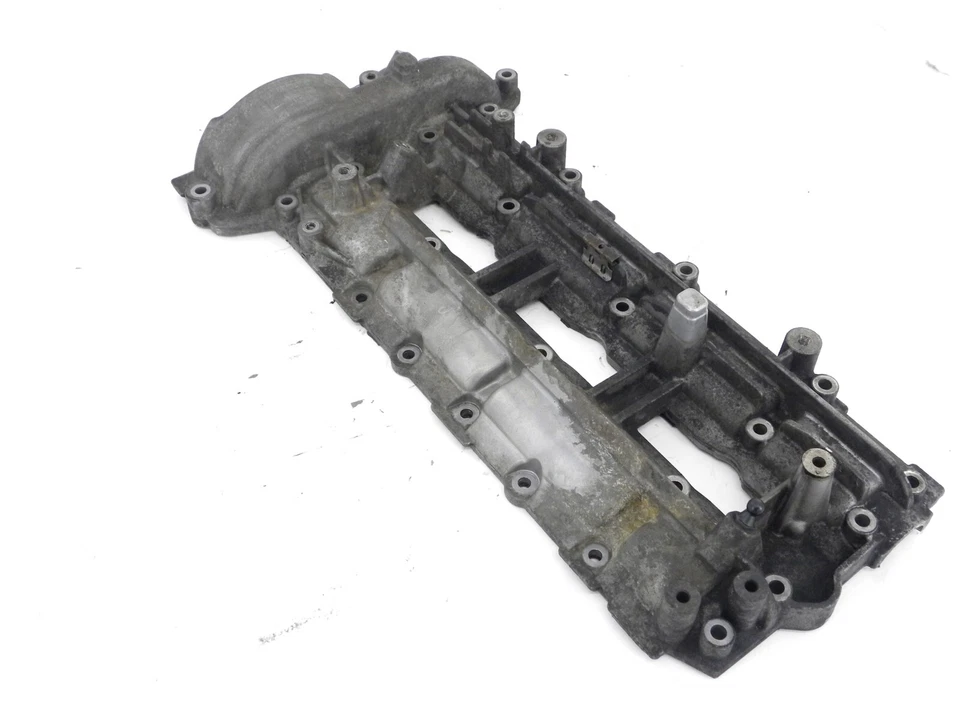 Cubierta de válvula de motor del lado izquierdo de 3,0 L para 07-13 Sprinter 2500 3500 W906 OM642 Foto 3 de 4