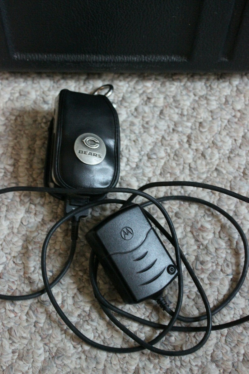 希少！Motorola TIMEPORT P8197 レトロガラケー Vintage Motorola Timeport P8197 Silver Cell Phone Flip Phone, As