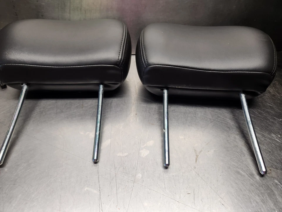 03-09 Trailblazer GM reposacabezas delantero izquierdo y derecho cuero negro par OEM 88979706 Foto 2 de 4