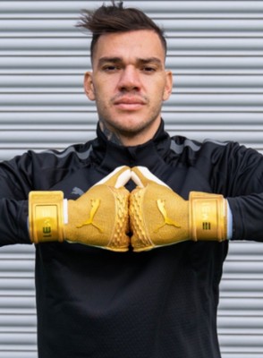 PUMA GOALKEEPER GOLDEN GLOVES FUTURE Z EDERSON GOLD LIMITED