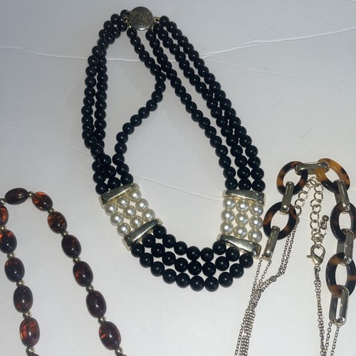 SPLENDIDO LOTTO VINTAGE DI 12 PEZZI IN BIGIOTTERIA MODA DI VARI MODELLI E STILI! - Foto 11 di 24