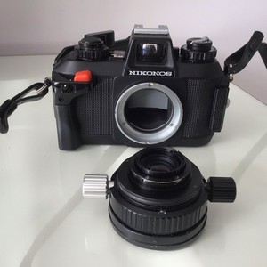 Nikon Nikonos IV-A Underwater Film Camera w/ 35mm F2.5 Lens Case
