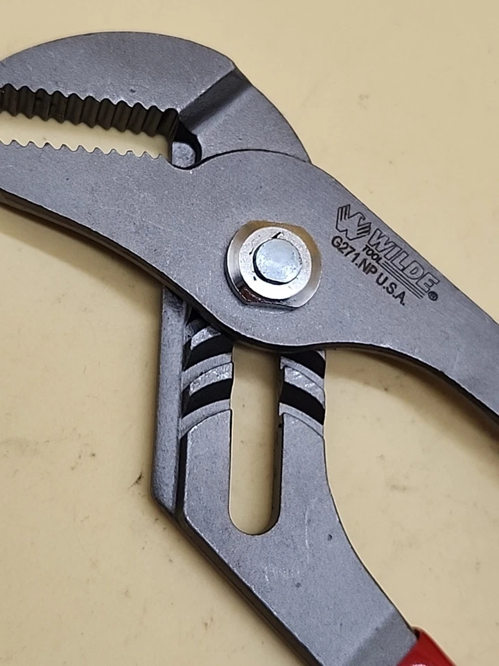 Wilde G271.NP 10" Tongue & Groove  Pliers with Red Grips USA  - Image 2 of 4