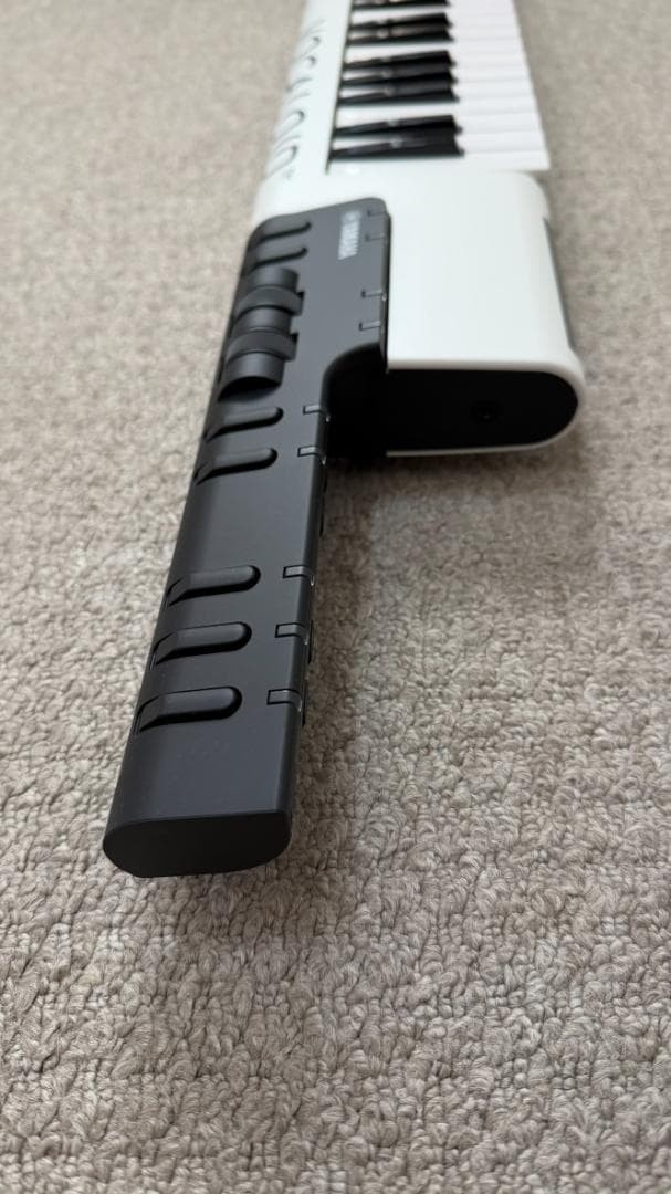 Yamaha VKB-100 VOCALOID Keyboard Keytar Digital Instrument #0002