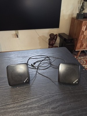 Pair of Sony SRS-5 Computer Speaker System Black Wired 3.5mm Jack Portable 8-Ohm