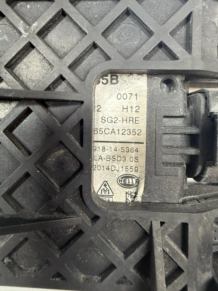 2016-2019 VOLKSWAGEN PASSAT MÓDULO DE RADAR PONTO CEGO TRASEIRO ESQUERDO FABRICANTE DE EQUIPAMENTO ORIGINAL # 5Q0907685B - Imagem 3 de 4