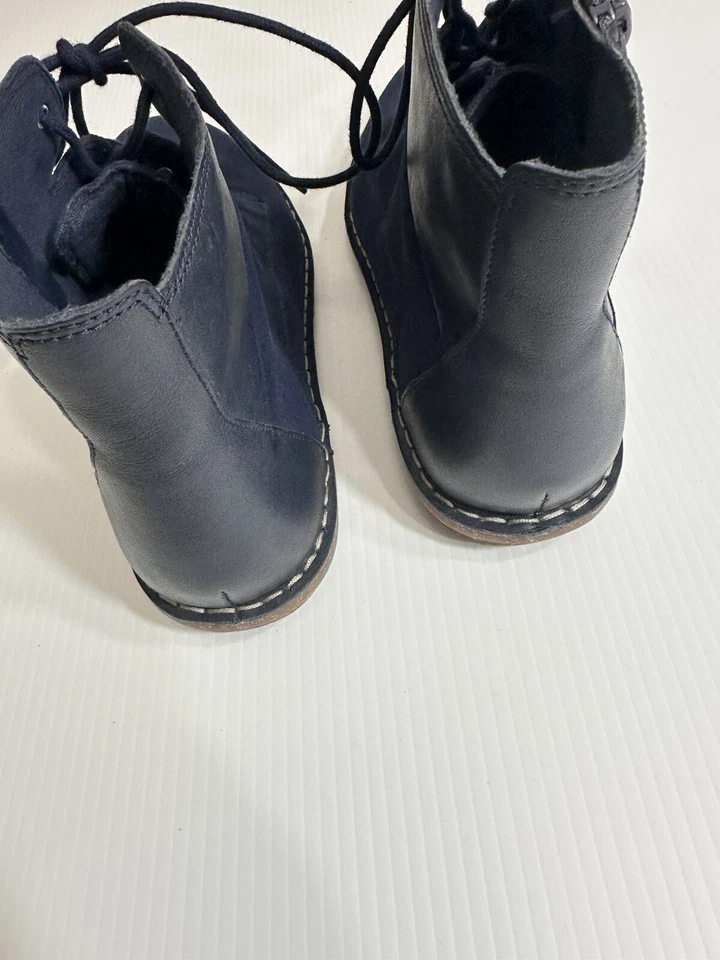 Женские сапоги Clarks модель Desert на лодыжке замшевые синие сбоку на молнии на шнуровке 60902765 размер США 10 М - Изображение 3 из 4