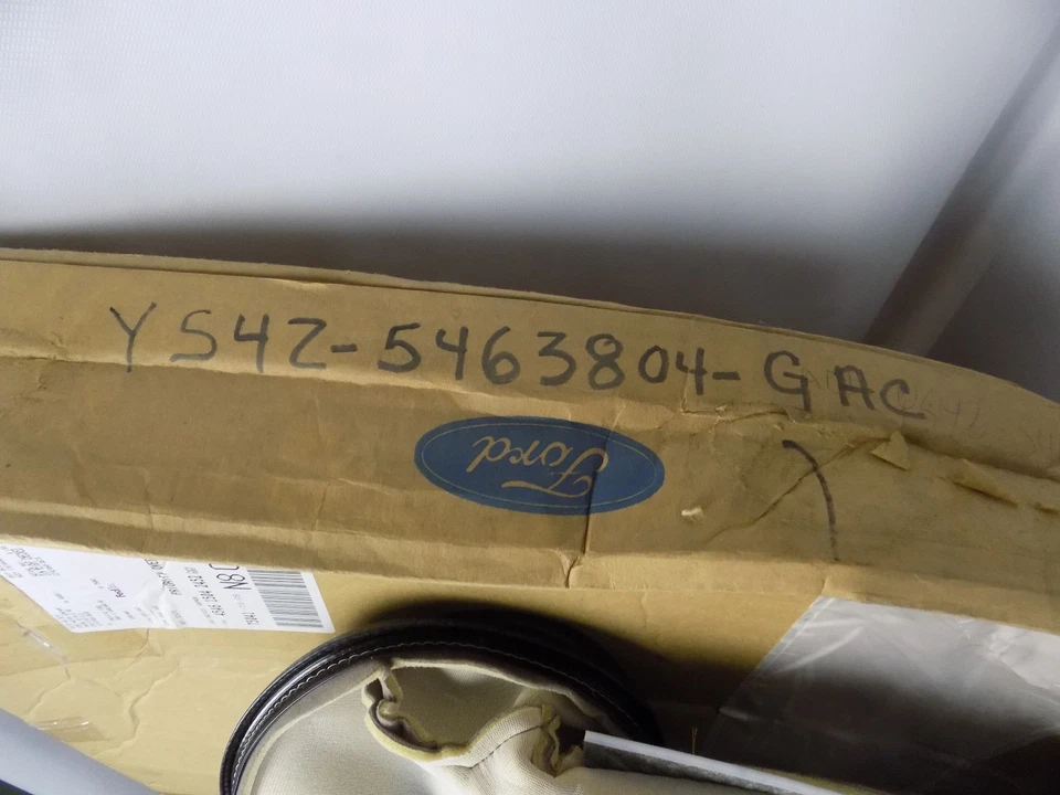 Nuevo OEM 2000-2002 Ford Focus Cubierta de asiento trasero banco dividido vagón tela pergamino Foto 3 de 3