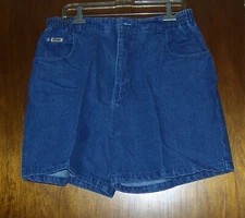 Gitano Women's Shorts - Size 16
