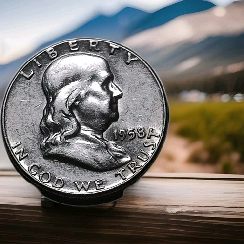 1958 franklin 90% Silver half dollar Uncirculated Brilliant Luster